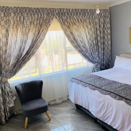 River Valley Guest House Butterworth Экстерьер фото